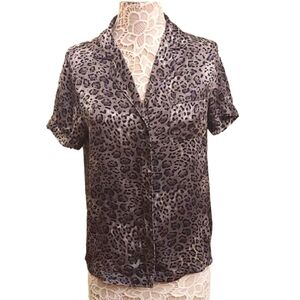 Neiman MARCUS INTIMATES Silk Black/ Gray Leopard Print Button Down Sleep…
